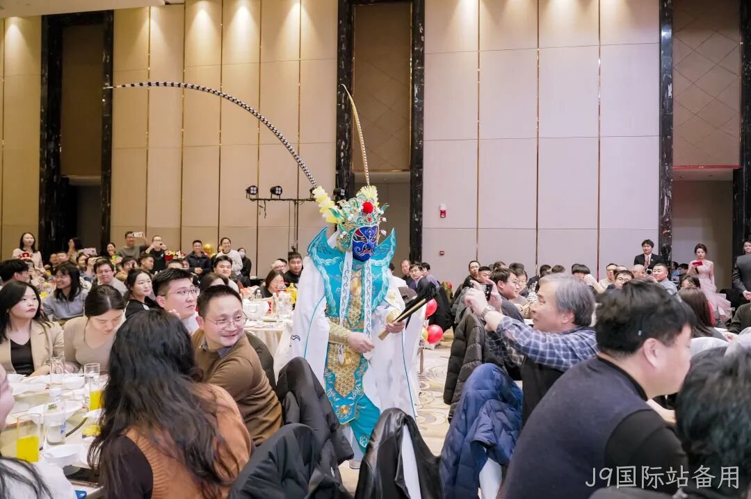 芯耀赛场,微力全开——J9国际站备用2026新春宴会圆满举