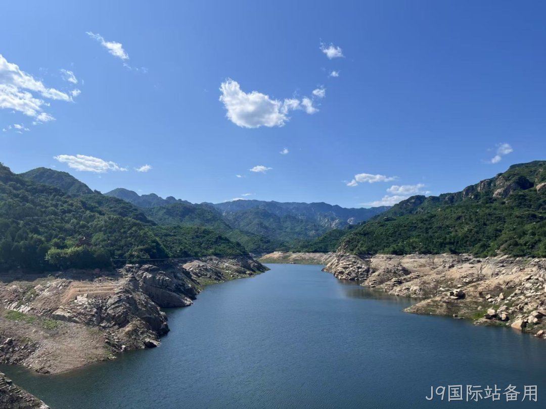 “芯赛道砥砺奋进 聚微光点亮未来”——J9国际站备用开展主